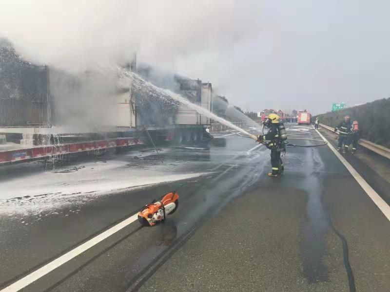 鋰<a href='http://globalmedical.cn' title='電池運(yùn)輸' >電池運(yùn)輸</a>